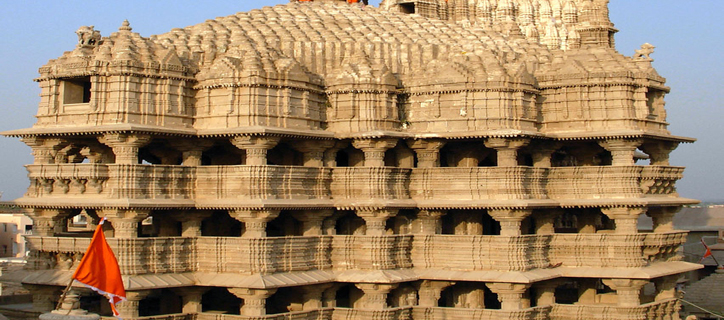 Shri Krishna Temple - Dwarka : Replace New Pillars without affecting temple